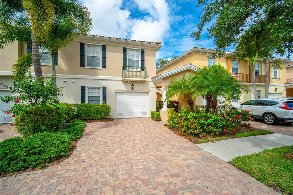 7916 Farina Court Sarasota FL 34238