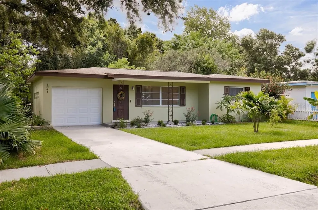 1841 West Drive Clearwater FL 33755