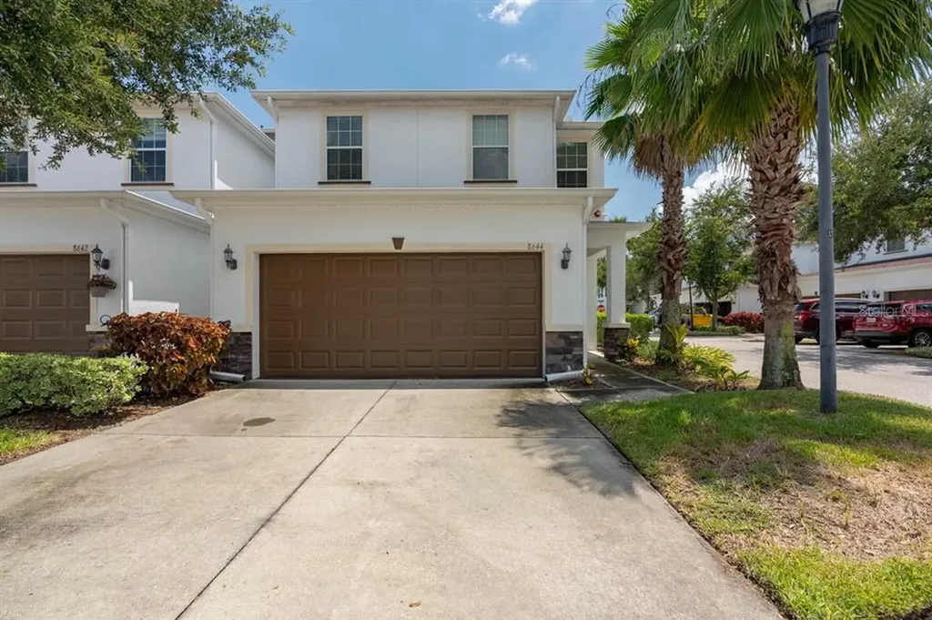8644 Miramar Terrace Circle Temple Terrace FL 33637