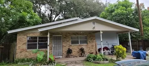 2521 Poinsetta Avenue Sanford FL 32773