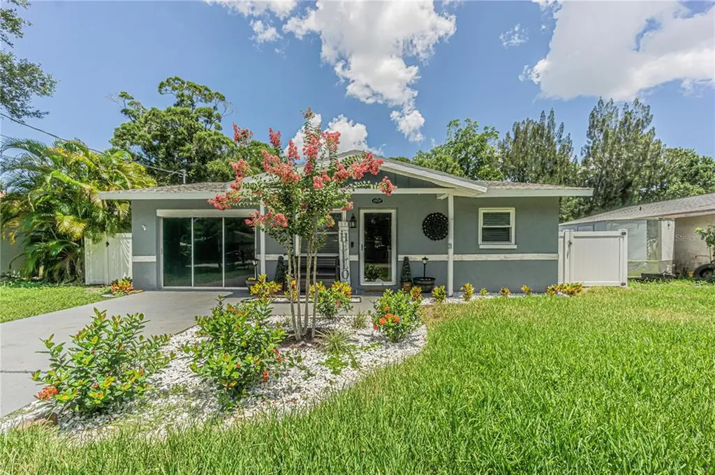 13127 Center Avenue Largo FL 33773