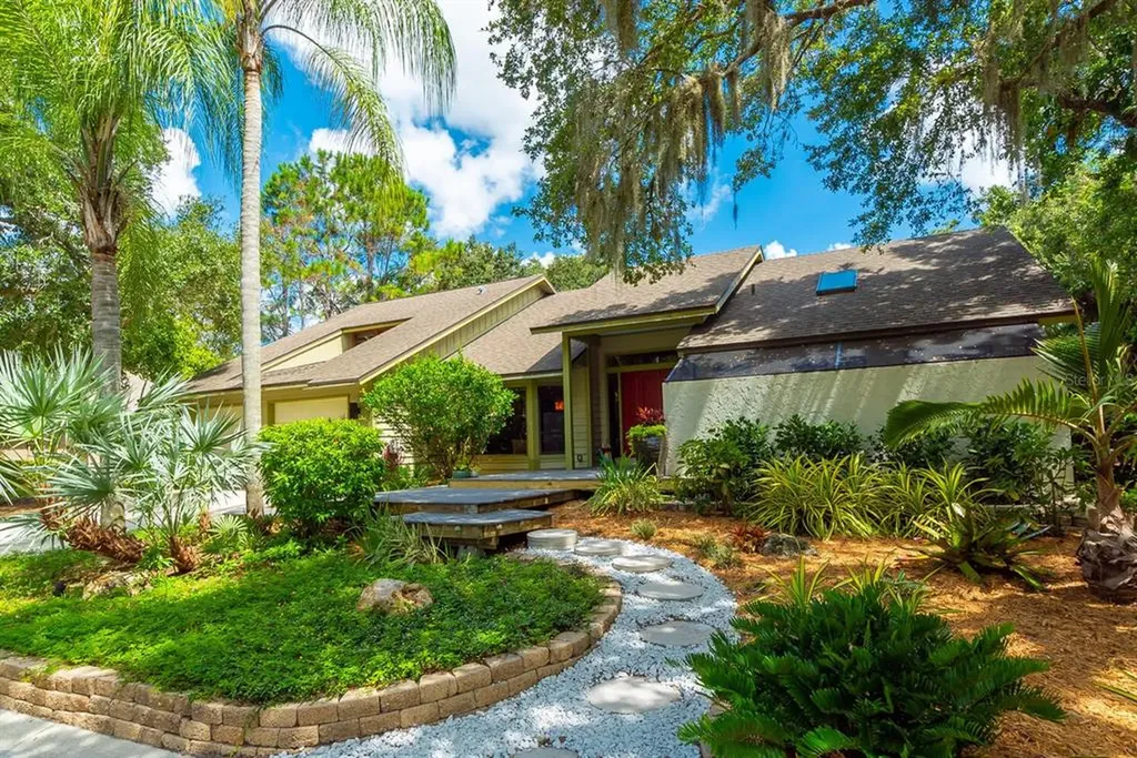 4187 Drakeswood Circle Sarasota FL 34232