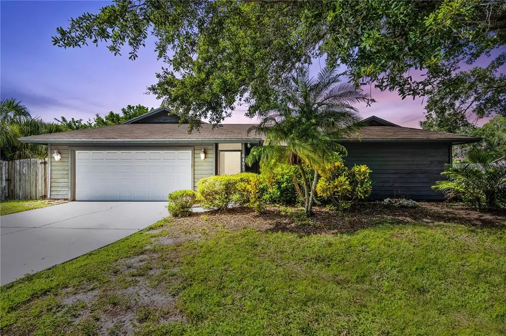 6495 Bikini Road Sarasota FL 34241