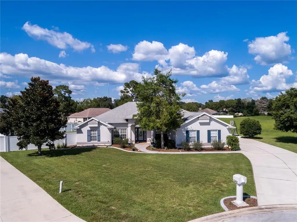 6367 SE 10th Lane Ocala FL 34472