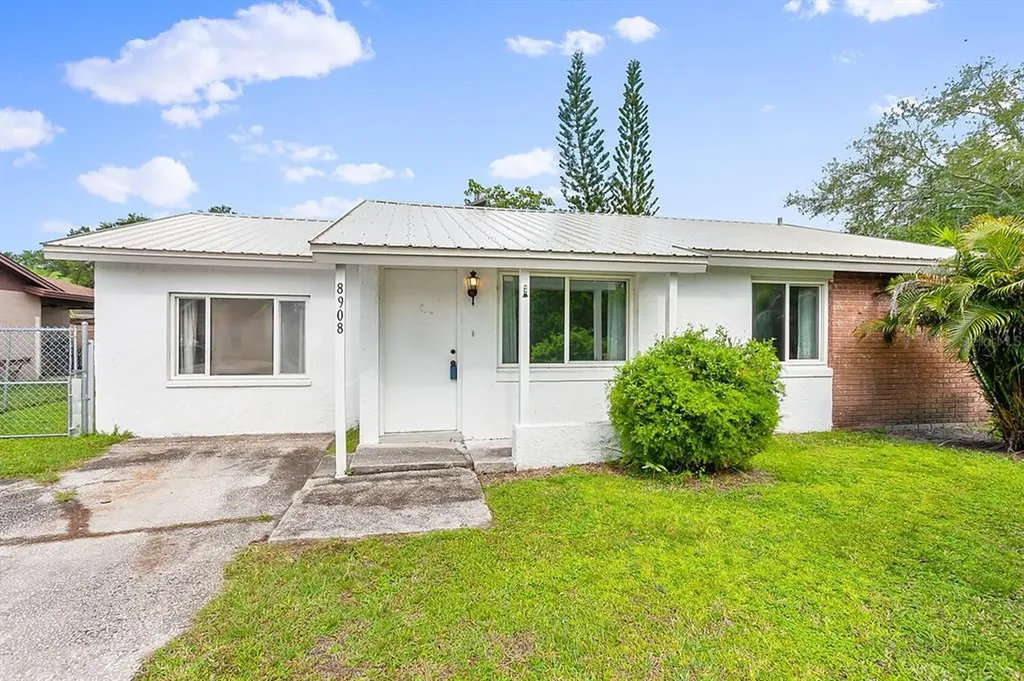 8908 Richfield Court Tampa FL 33634