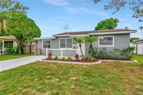 200 81st Avenue N St Petersburg FL 33702