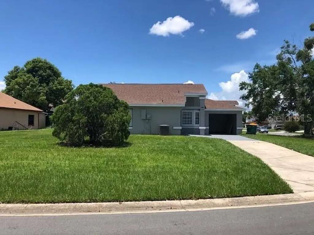 145 Pinewood Circle Kissimmee FL 34743