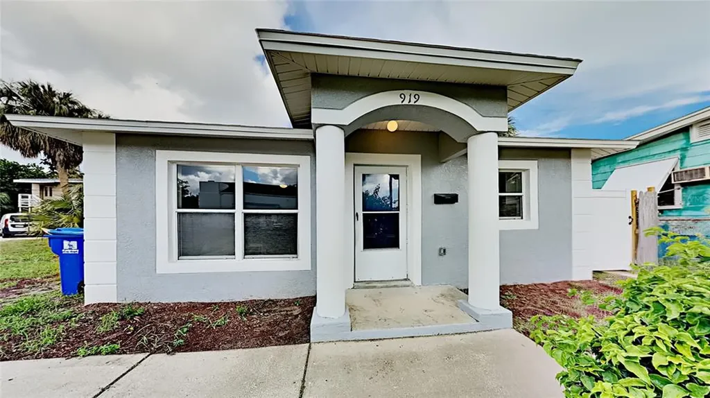 919 18th Street S St Petersburg FL 33712
