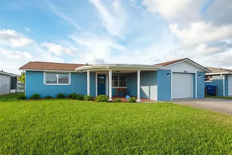 3853 Star Island Drive Holiday FL 34691