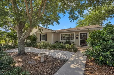 732 22nd Avenue N St Petersburg FL 33704