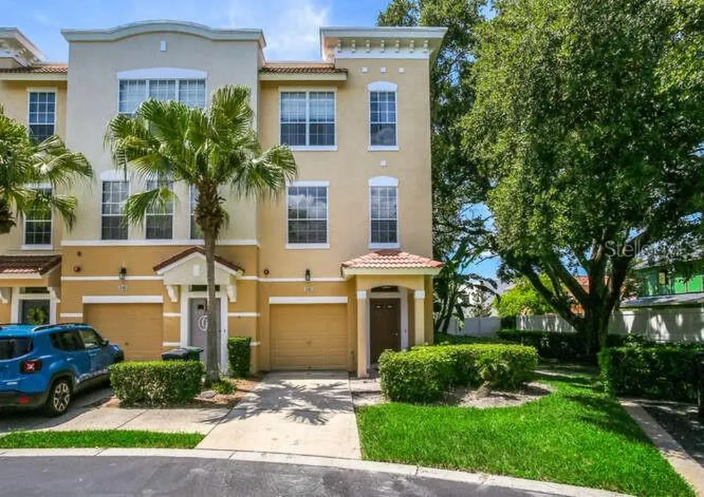 3161 Bayshore Oaks Drive Tampa FL 33611