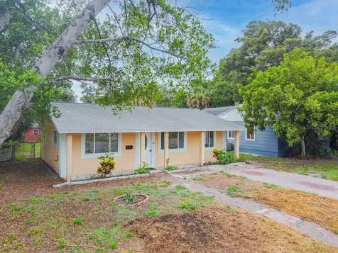 5134 1st Avenue S St Petersburg FL 33707
