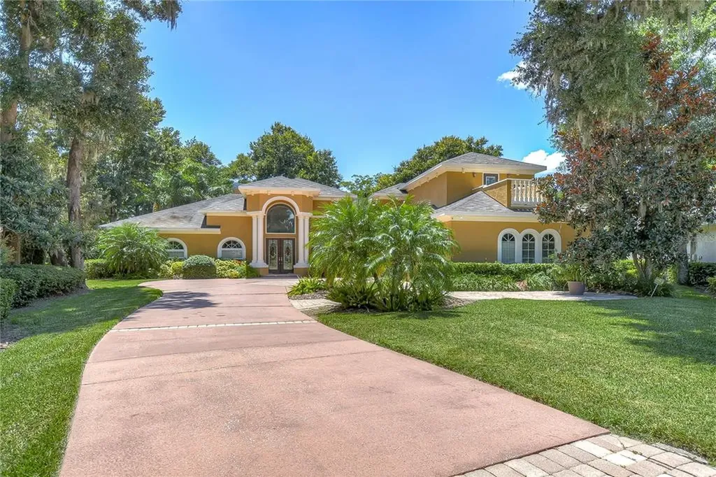 2305 Dovewood Estates Court Valrico FL 33594