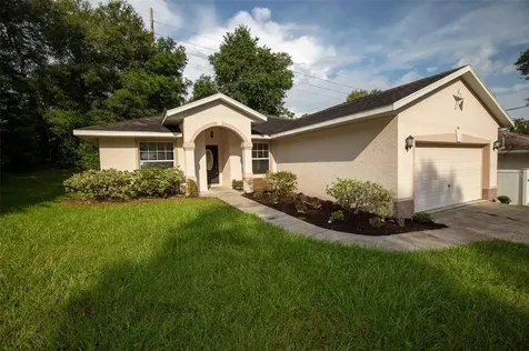 138 N Savary Avenue Inverness FL 34453