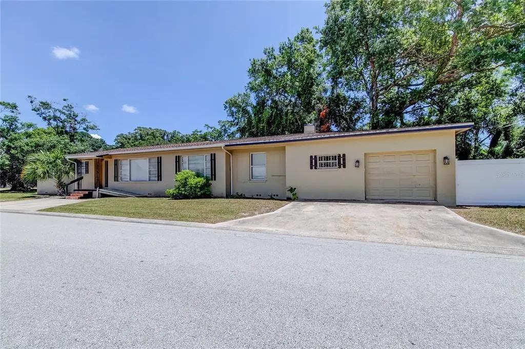 1701 Dayton Street S St Petersburg FL 33712