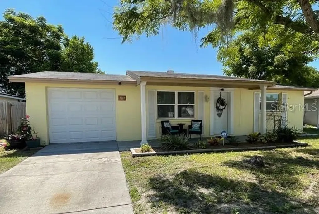 9401 Mark Twain Lane Port Richey FL 34668