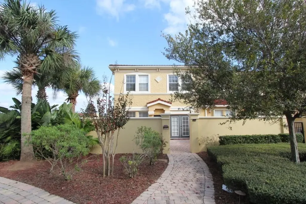 2834 Bella Vista Drive Davenport FL 33897