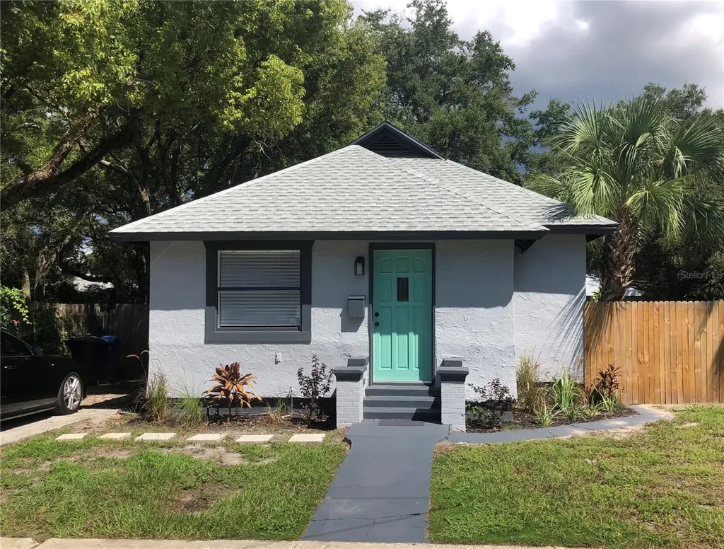 1660 13th Street S St Petersburg FL 33705