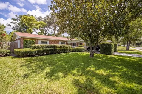 15317 Bedford Circle W Clearwater FL 33764