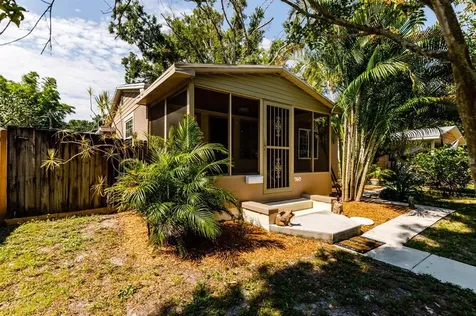 760 49th Avenue N St Petersburg FL 33703