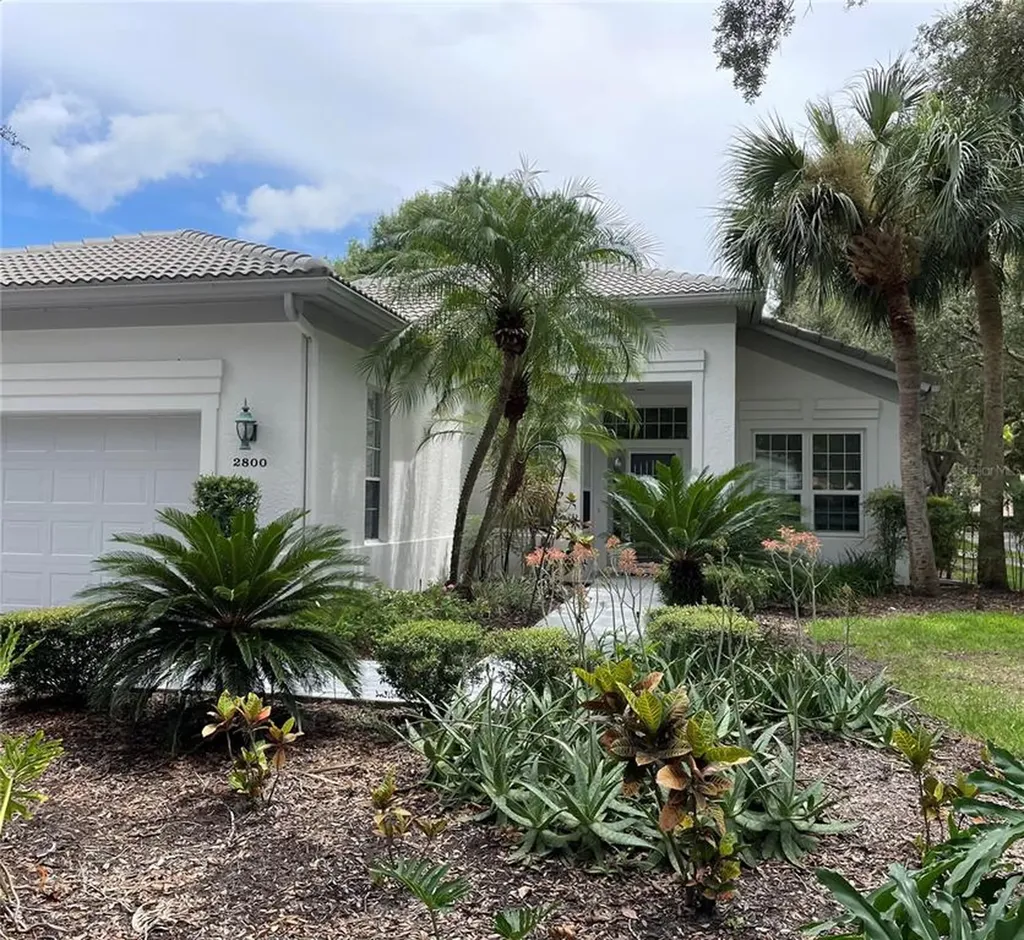 2800 Breton Woods Sarasota FL 34235