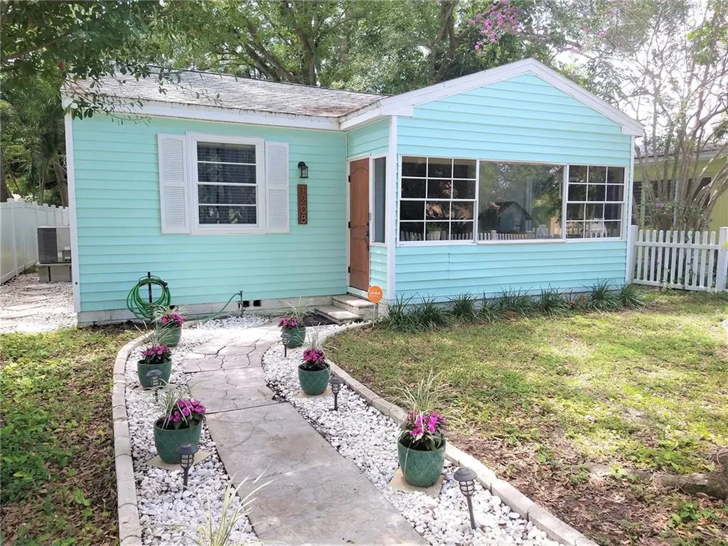 1208 26th Street N St Petersburg FL 33713