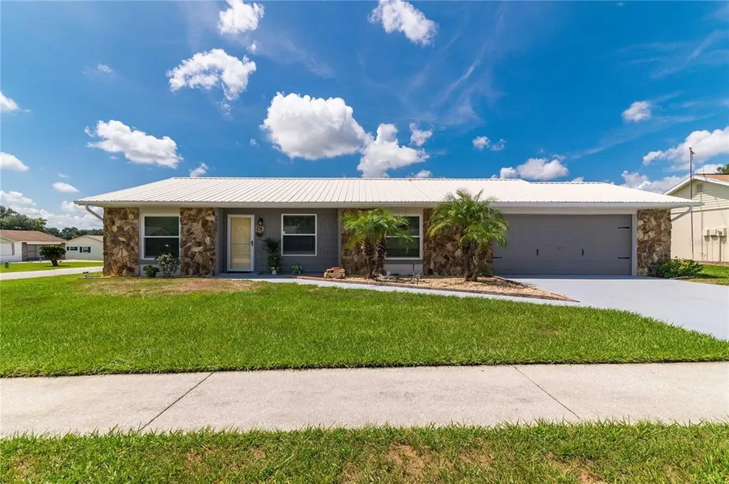 38628 Camden Avenue Zephyrhills FL 33540
