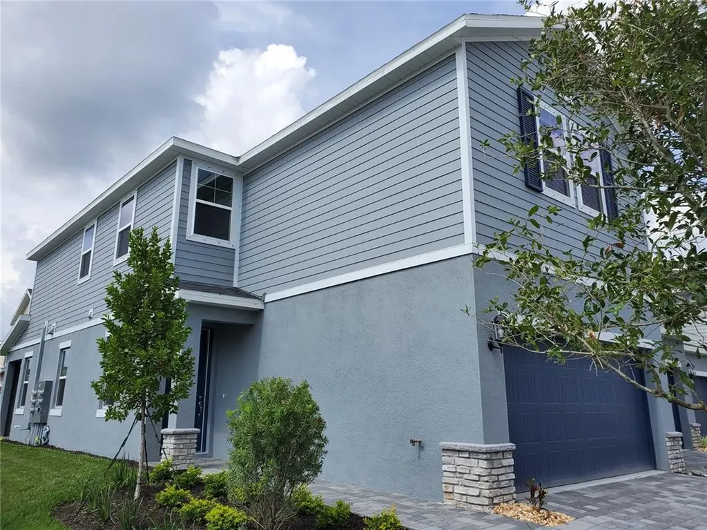 1011 Rose Blossom Court Tampa FL 33613
