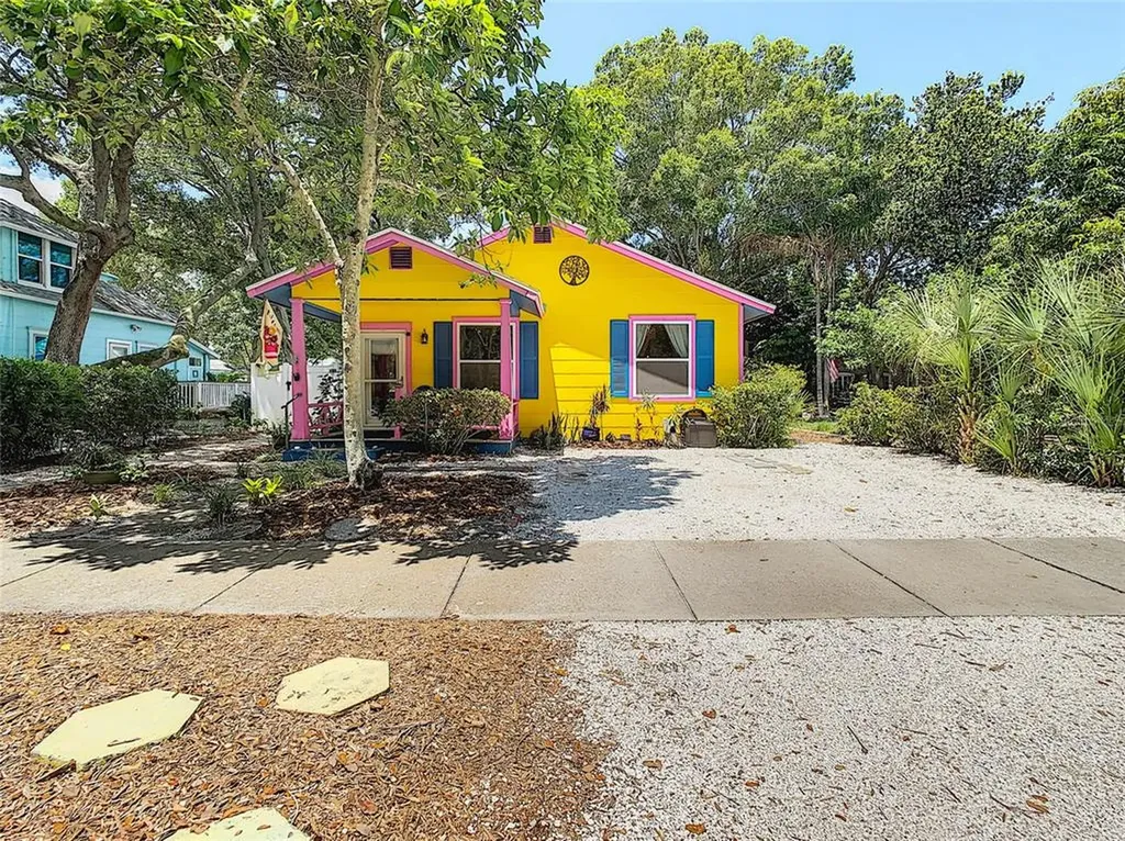 2513 Beach Boulevard S Gulfport FL 33707