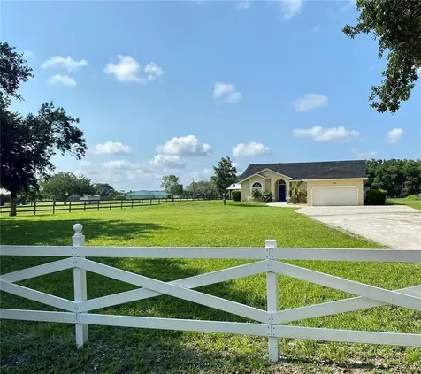 3825 37th Street E Palmetto FL 34221