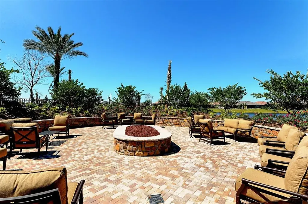 13737 Messina Loop Lakewood Ranch FL 34211