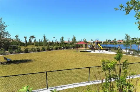 13737 Messina Loop Lakewood Ranch FL 34211