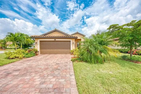 20875 Valore Court Venice FL 34293