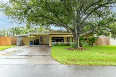 1867 East Drive Clearwater FL 33755