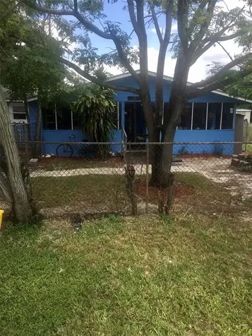 311 E Bridgers Avenue Auburndale FL 33823