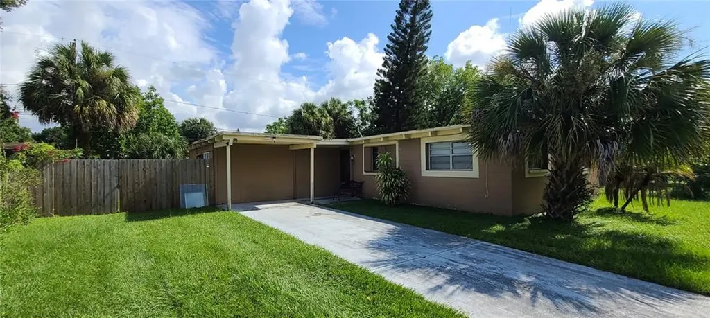 7520 Paradise Place Tampa FL 33619
