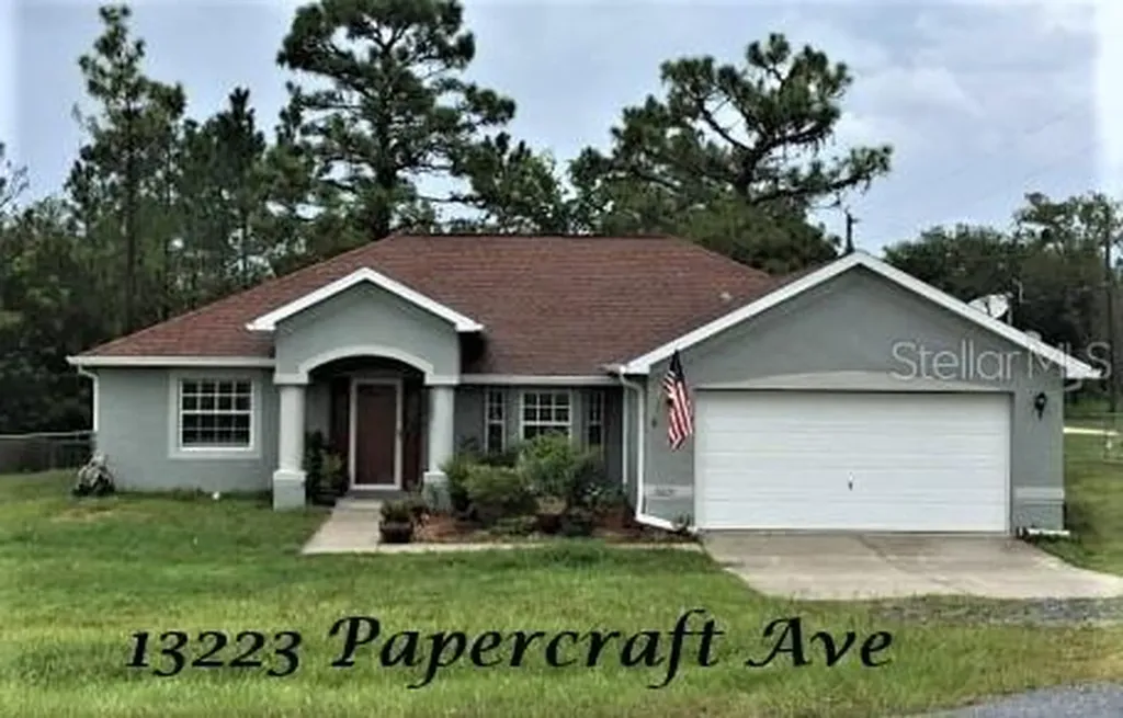 13223 Papercraft Avenue Weeki Wachee FL 34614