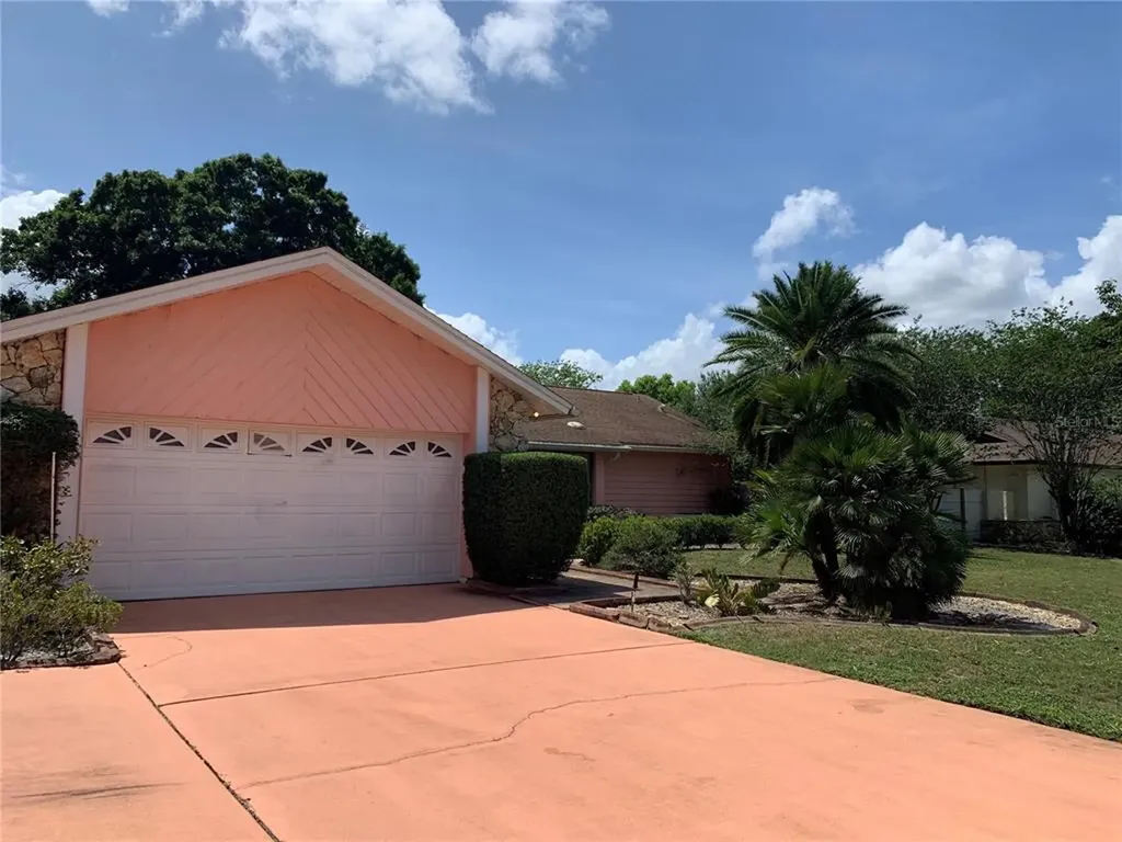 1666 Green Meadow Lane Orlando FL 32825