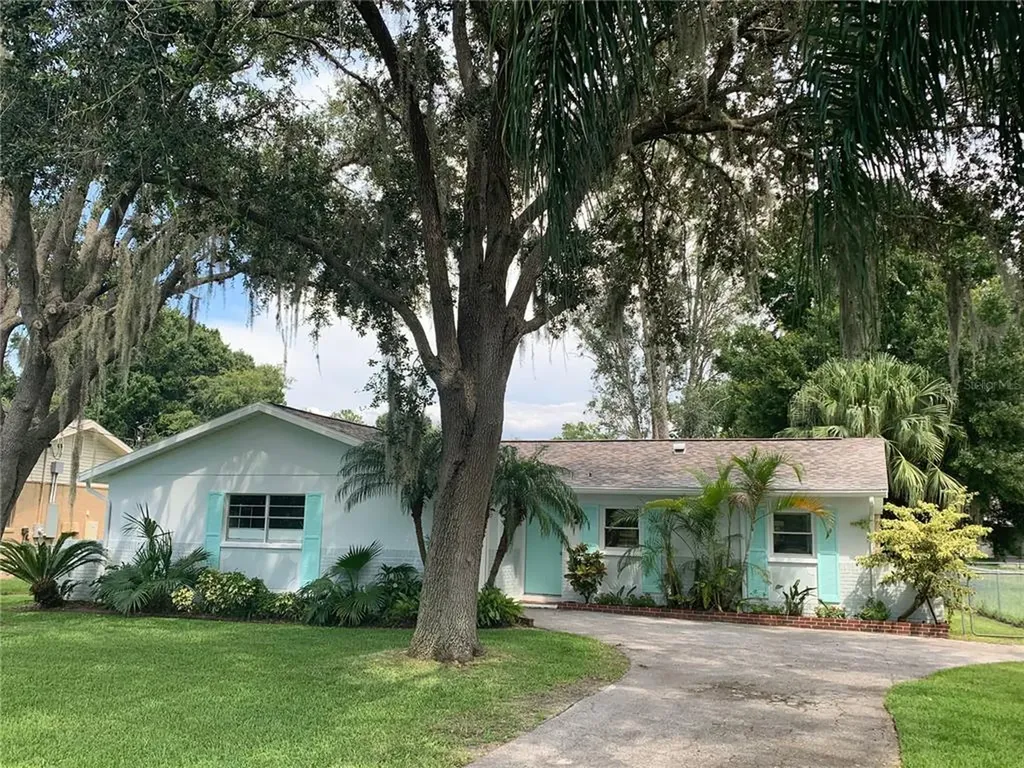 505 Shore Drive E Oldsmar FL 34677