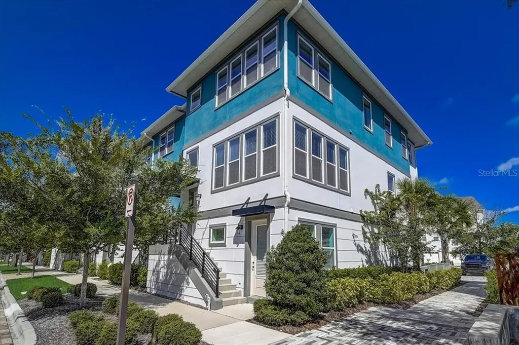 8483 Karrer Terrace Orlando FL 32827