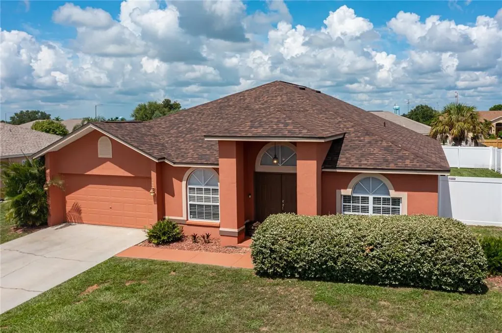 1020 Highland Crest Circle Lake Wales FL 33853
