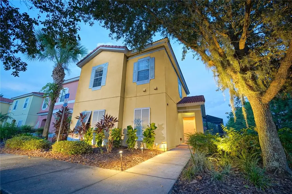 8560 Bay Lilly Loop Kissimmee FL 34747