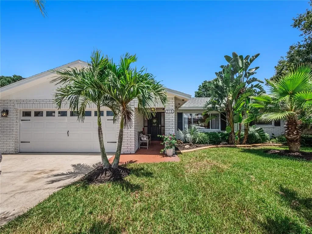 715 Woodvalley Way Orlando FL 32825