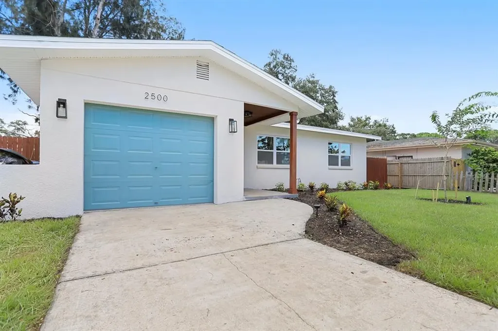 2500 29th Street S St Petersburg FL 33712