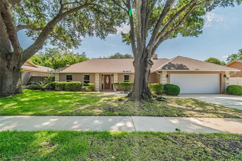 1013 Howell Harbor Drive Casselberry FL 32707