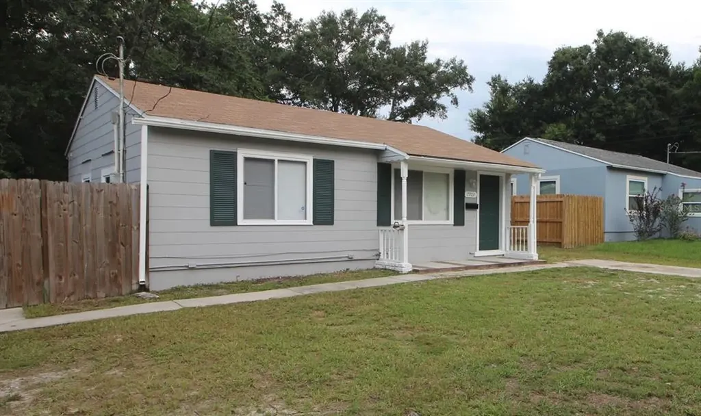 7703 N Arden Avenue Tampa FL 33604