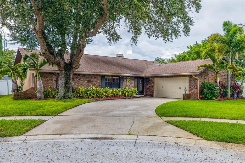 10754 Frances Lane Largo FL 33774