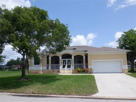 4 Oakland Hills Place Rotonda West FL 33947