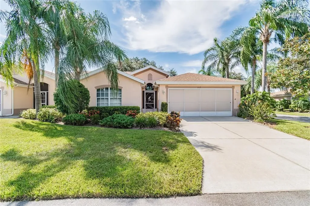 1027 New Winsor Loop Sun City Center FL 33573