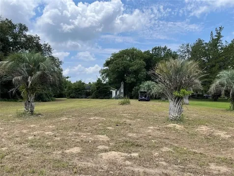 7910 E Highway 25 Belleview FL 34420